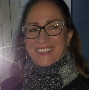 Meet your Posher, Lori